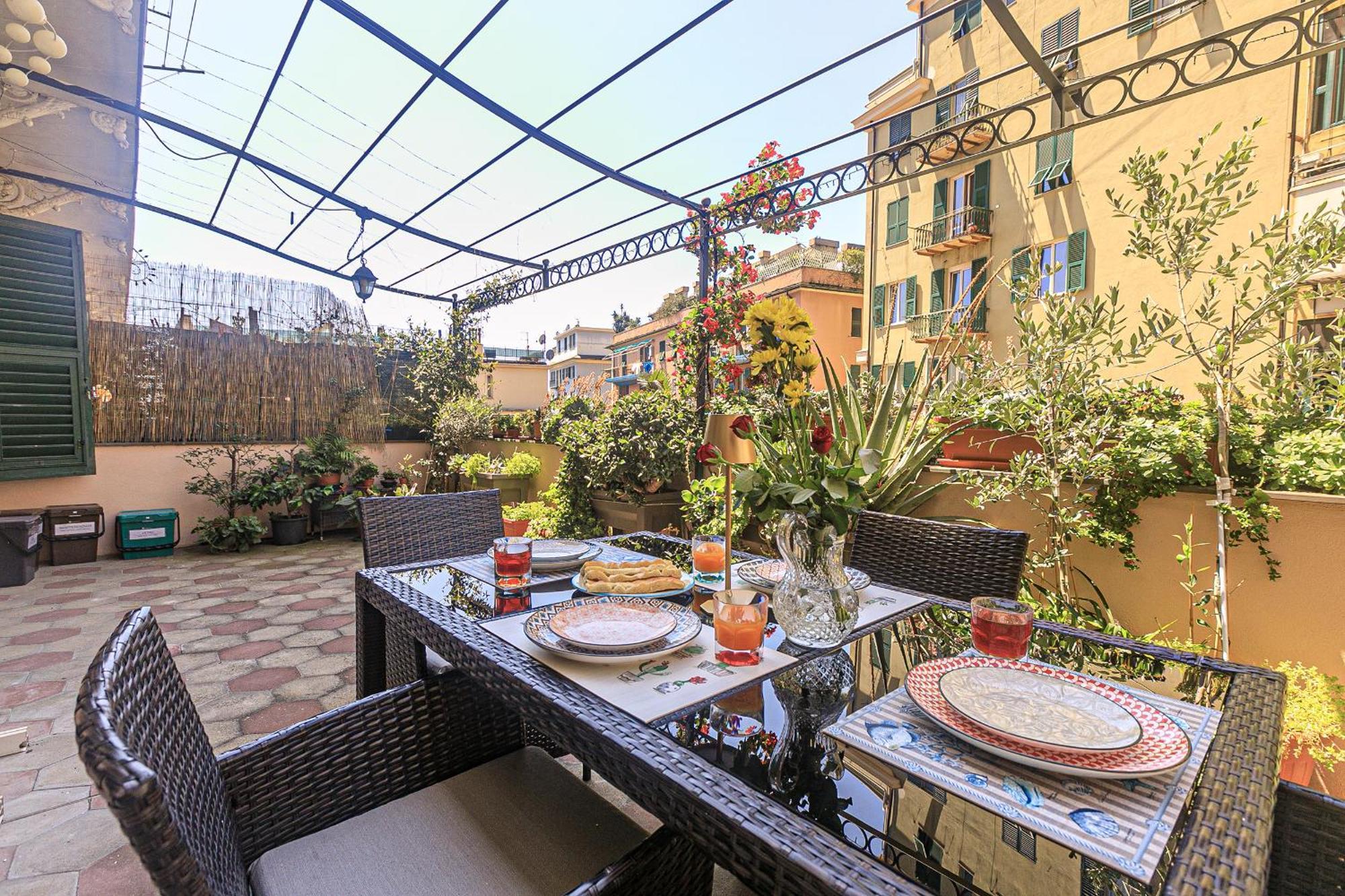 Sole, Terrazza, Centro Citta E Wi-Fi Veloce! Apartment Genoa Exterior photo